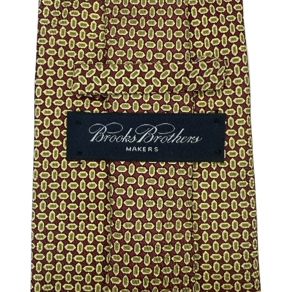 BROOKS BROTHERS 100% Italian Silk Tie Made In USA Men's Maroon Gold Necktie
